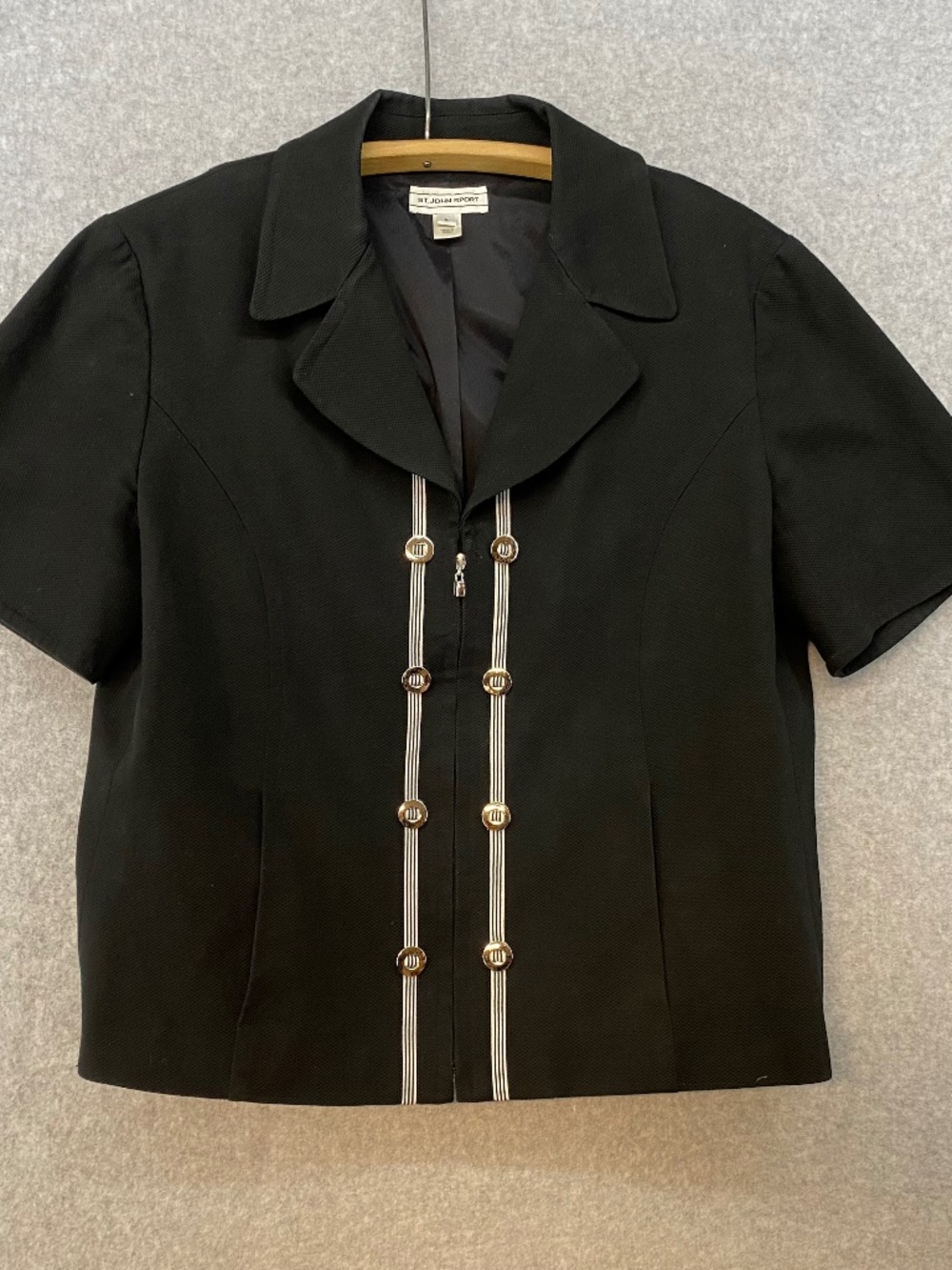 St. John Sport Size L Women's Black Short Sleeve Jacket Zip Front Collared